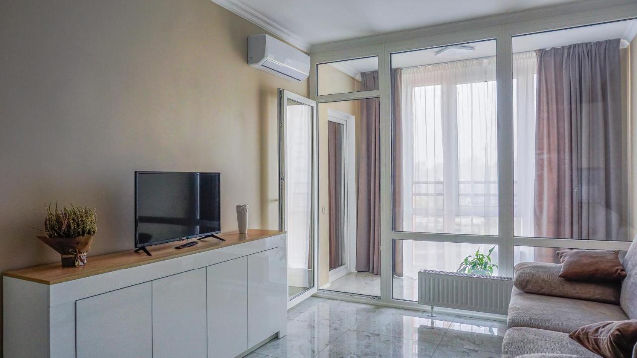 Luxury Apartment Near Metro Station Osokorky Kyiv Exterior photo
